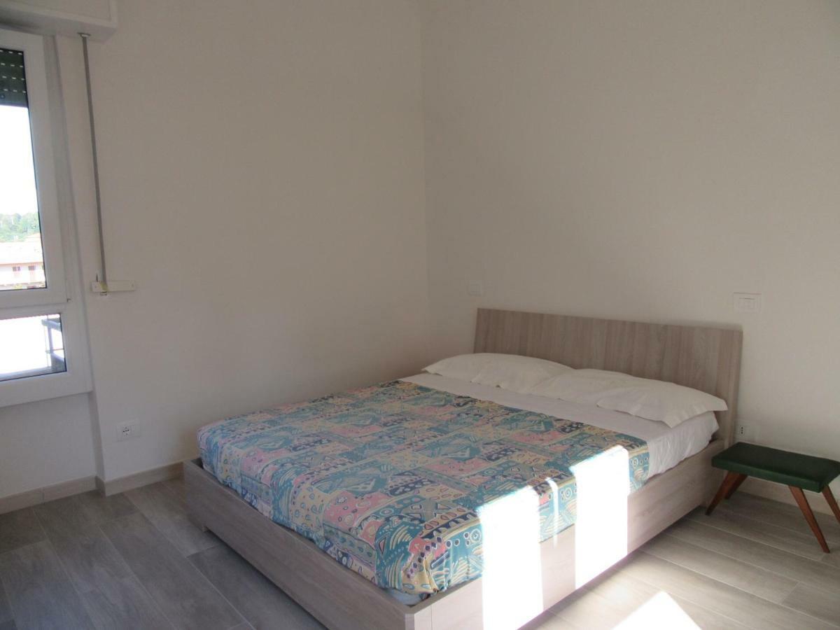 Ferienwohnung Casa Azalea Verbania Exterior foto